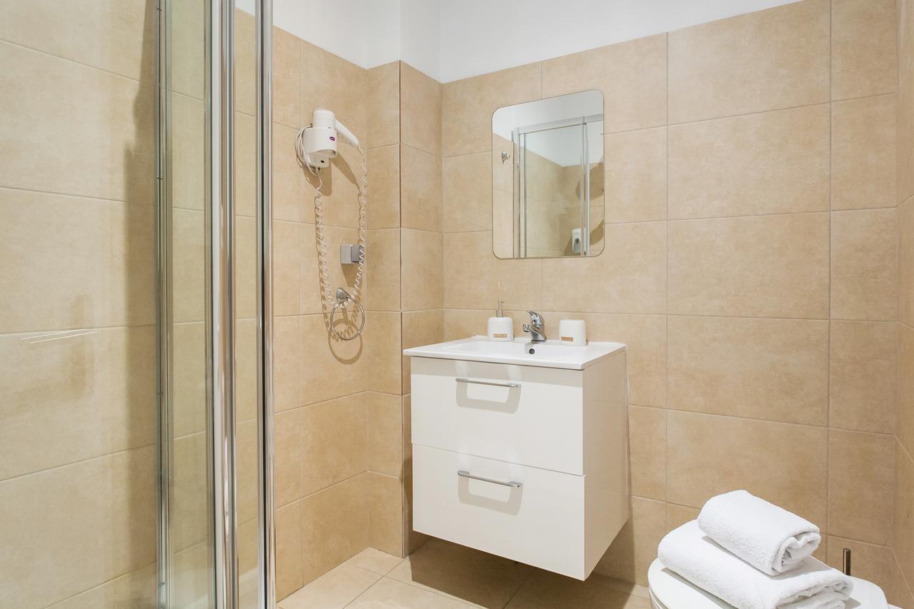 Syntagma Apartments By Livin Urbban Athene Buitenkant foto